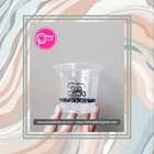 10 oz plastic cup with a small mini size making it suitable for packaging 1